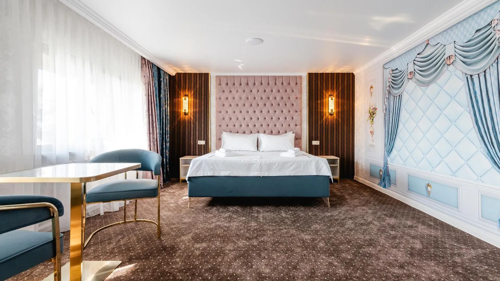 Рим Grand Hotel Alma-Ata Kazakstan
