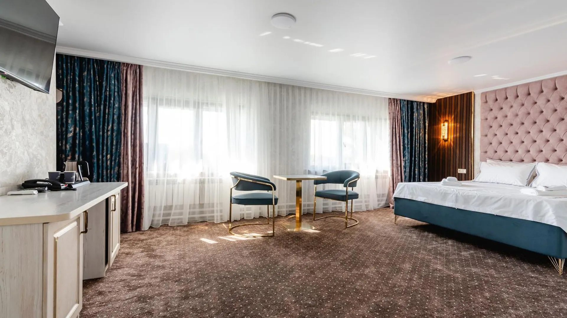 Рим Grand Hotel Alma-Ata Kazakstan